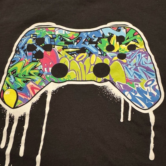 H&M Black Short Sleeve T-Shirt with Colorful Controller Graphic Size Boys 12/14 - Picture 3 of 6